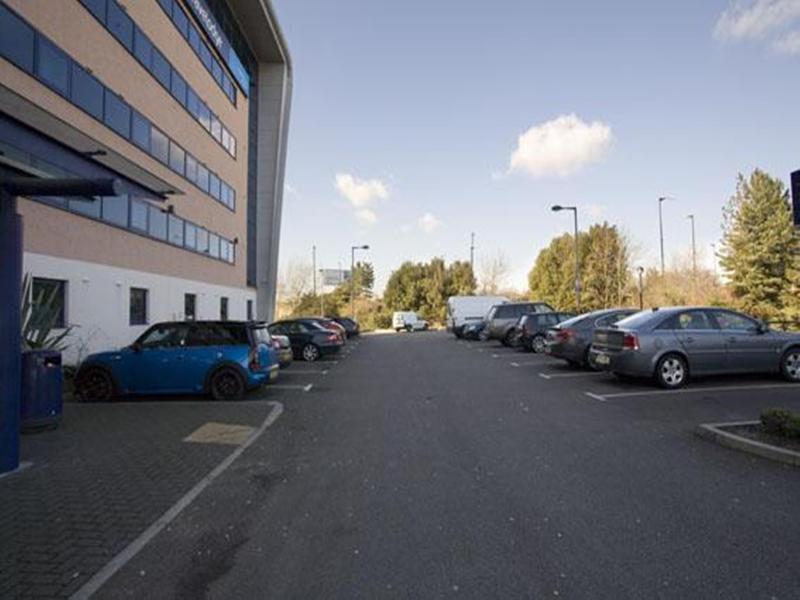 Travelodge London City Airport Exterior foto