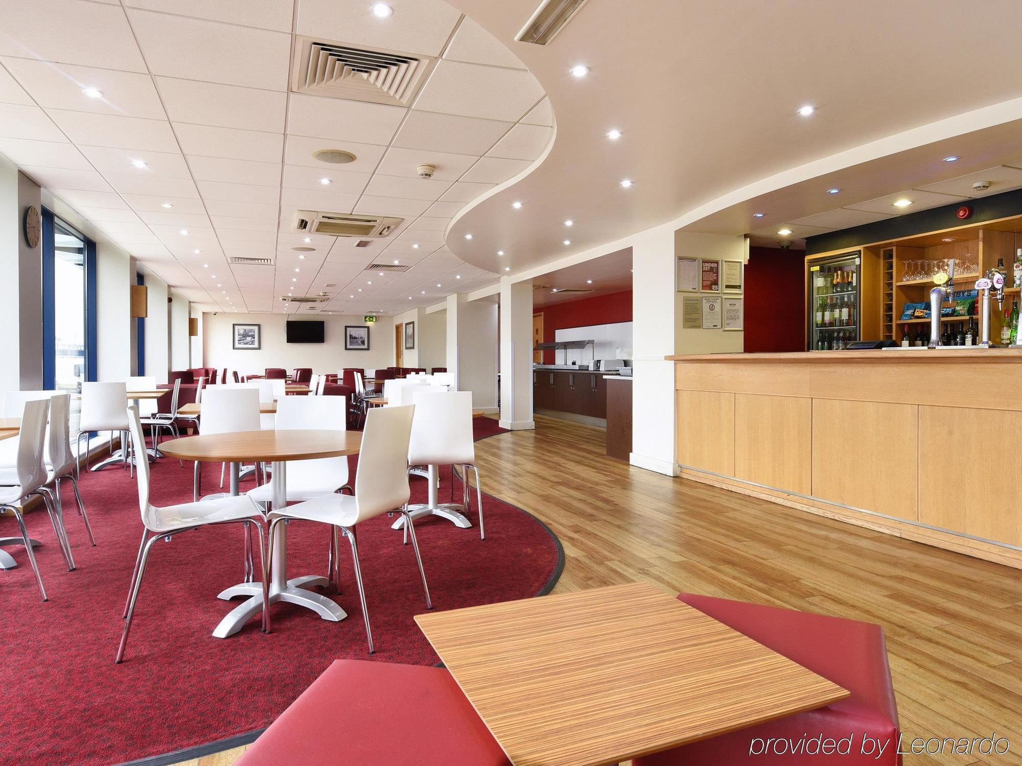Travelodge London City Airport Exterior foto